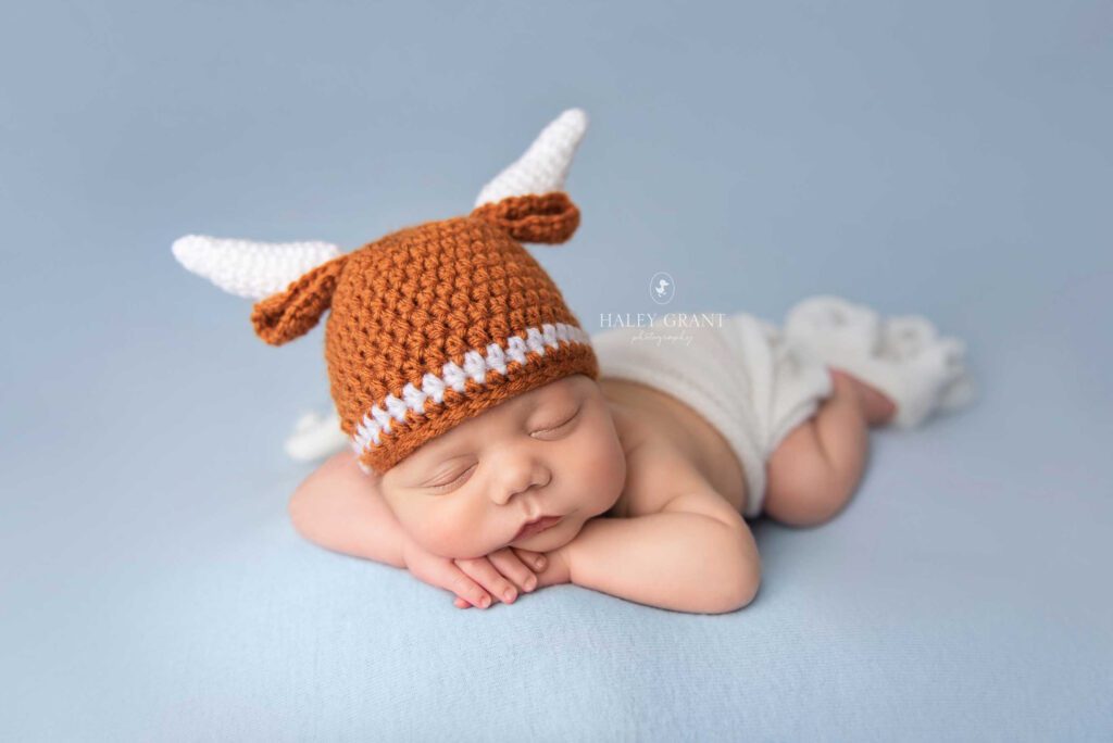 the best age for newborn photos in Austin Texas