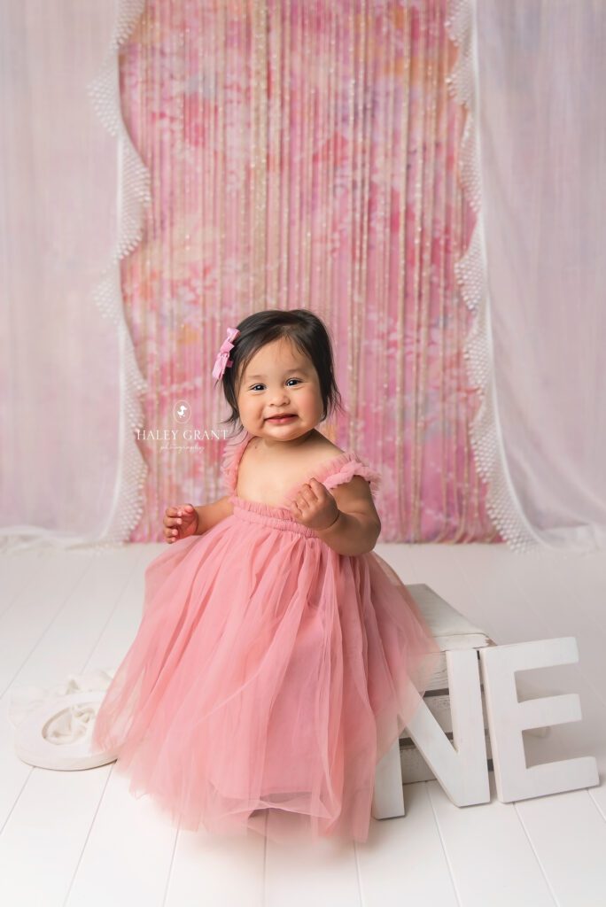 Cake Smash Photos in Austin