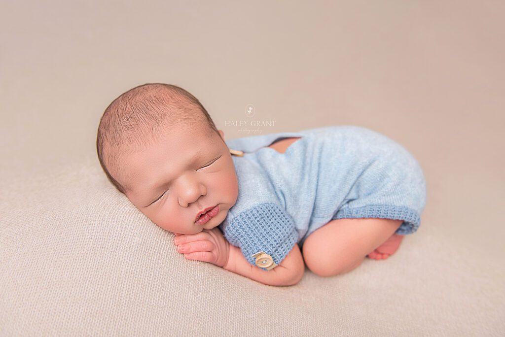 when do I book my newborn photographer, Austin, Affordable, Austin Professional newborn Baby Photographer, Austin TX, Austin Texas, Baby Photographer, Haley Grant Photography, Hutto, newborn Photographer, Photographer, Portrait Photographer, Professional, Texas, austin newborn photographers, austin photographer, austin tx newborn photographer, baby, baby photography, baby photos, best, best austin photographer, best baby photographer, best baby photographers, best newborn photographer, cedar park, cedar park newborn photographer, georgetown, newborn, lakeway, lakeway tx newborn photographer, leander, leander tx newborn photographer, newborn photos Cedar Park, newborn Photography, newborn photographer austin tx, newborn photographer cedar park tx, newborn photographer dripping springs, newborn photographer lakeway tx, newborn photographer leander tx, newborn photographer round rock tx, newborn photographers austin, newborn photos, professional, professional photographer, Props provided, round rock, round rock tx newborn photographer, service, steiner ranch, studio, tx, westlake, newborn