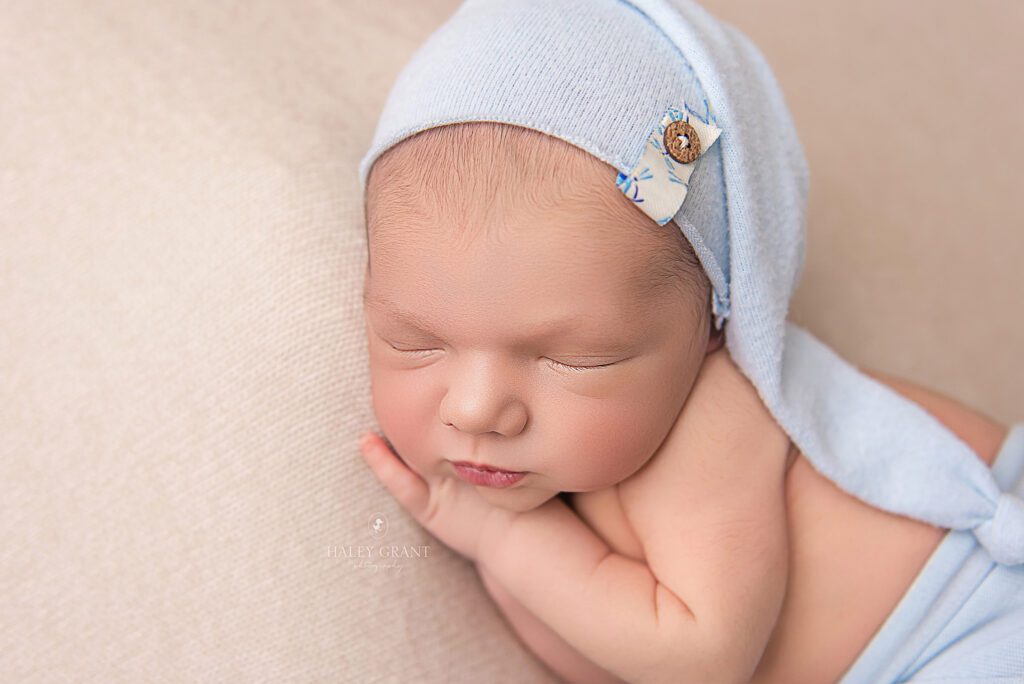 when do I book my newborn photographer, Austin, Affordable, Austin Professional newborn Baby Photographer, Austin TX, Austin Texas, Baby Photographer, Haley Grant Photography, Hutto, newborn Photographer, Photographer, Portrait Photographer, Professional, Texas, austin newborn photographers, austin photographer, austin tx newborn photographer, baby, baby photography, baby photos, best, best austin photographer, best baby photographer, best baby photographers, best newborn photographer, cedar park, cedar park newborn photographer, georgetown, newborn, lakeway, lakeway tx newborn photographer, leander, leander tx newborn photographer, newborn photos Cedar Park, newborn Photography, newborn photographer austin tx, newborn photographer cedar park tx, newborn photographer dripping springs, newborn photographer lakeway tx, newborn photographer leander tx, newborn photographer round rock tx, newborn photographers austin, newborn photos, professional, professional photographer, Props provided, round rock, round rock tx newborn photographer, service, steiner ranch, studio, tx, westlake, newborn