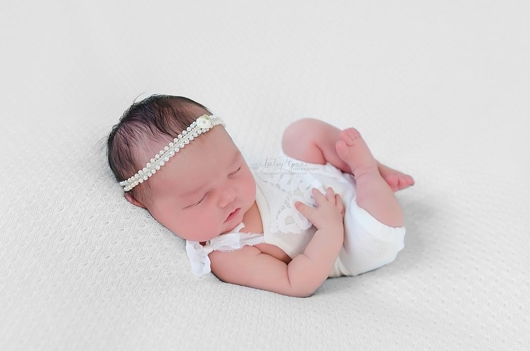 Top Newborn Baby Photographer Austin Texas Haley Grant Photography
