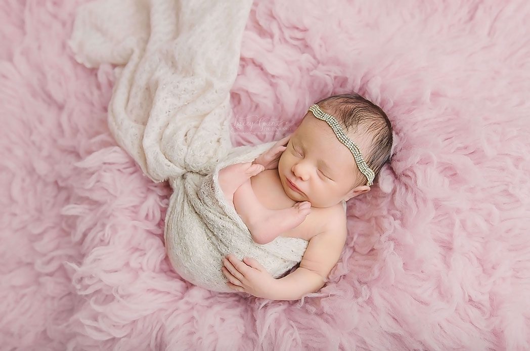 Austin Professional Newborn Baby Photographer