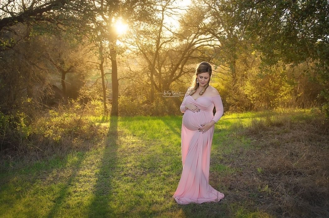 Black Family Maternity Photos | Top Maternity Photographer Austin Texas