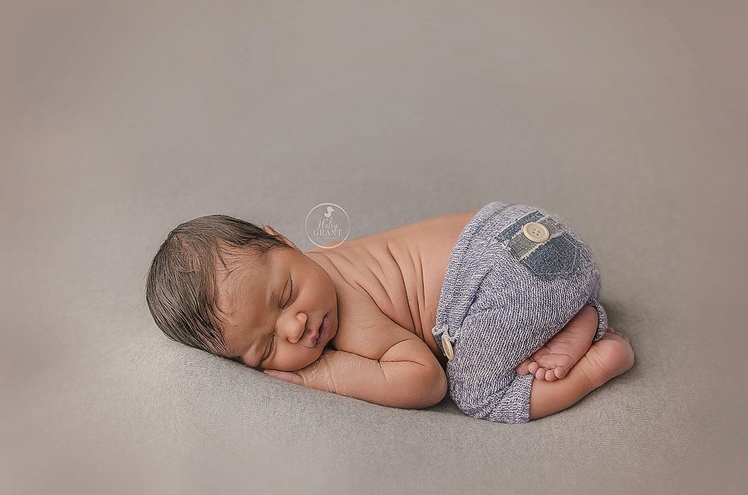 Best Newborn Photographer Round Rock