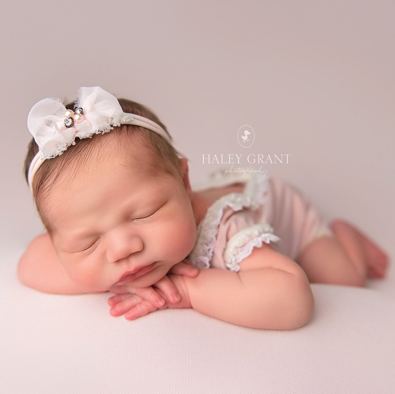 Haley Grant Photography Newborn Baby Photographer in Austin Texas and Cedar Park